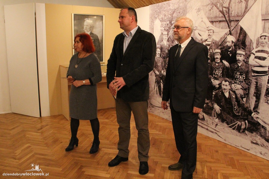 Falerystyka jako świadek historii
