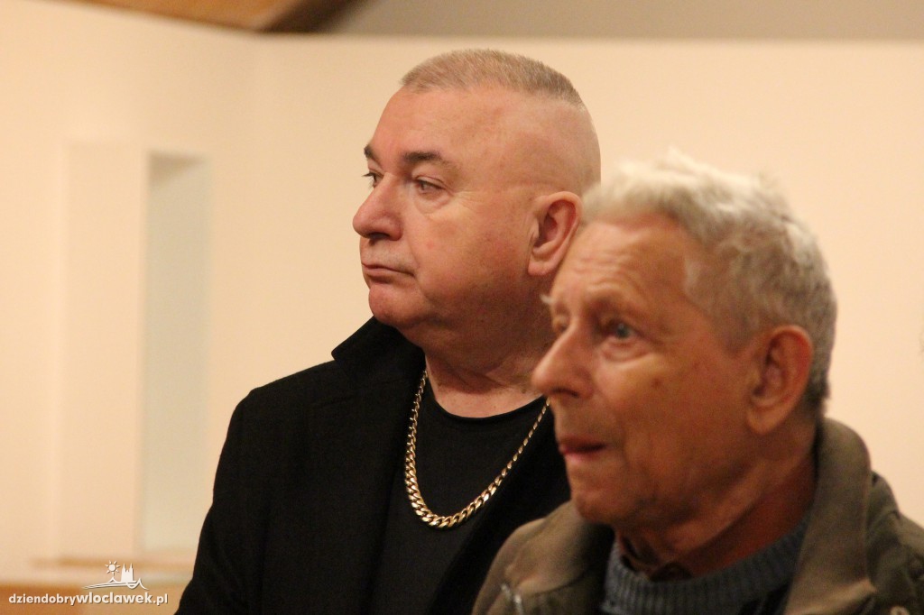 Falerystyka jako świadek historii