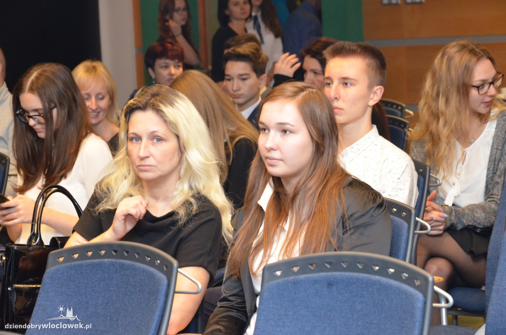 Stypendyści fundacji Anwil dla Włocławka