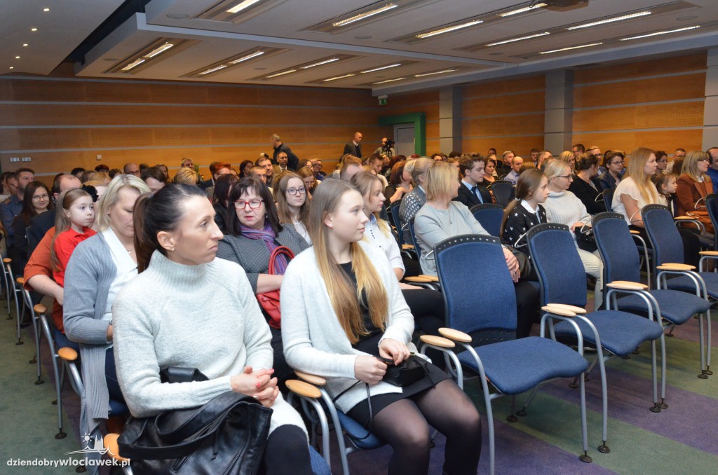 Stypendyści fundacji Anwil dla Włocławka