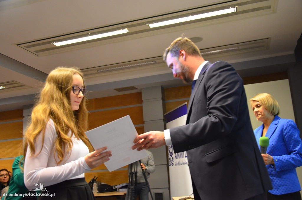 Stypendyści fundacji Anwil dla Włocławka