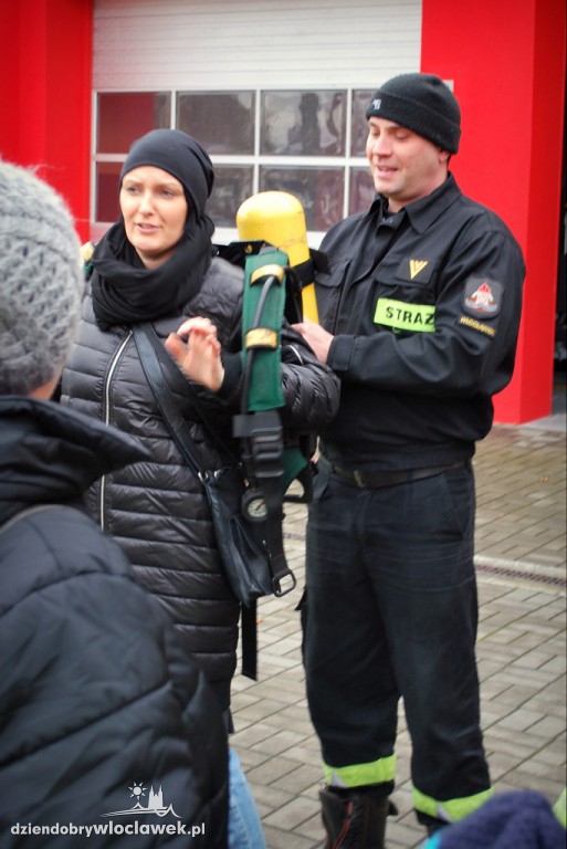 Dzieci z SP 23 u strażaków