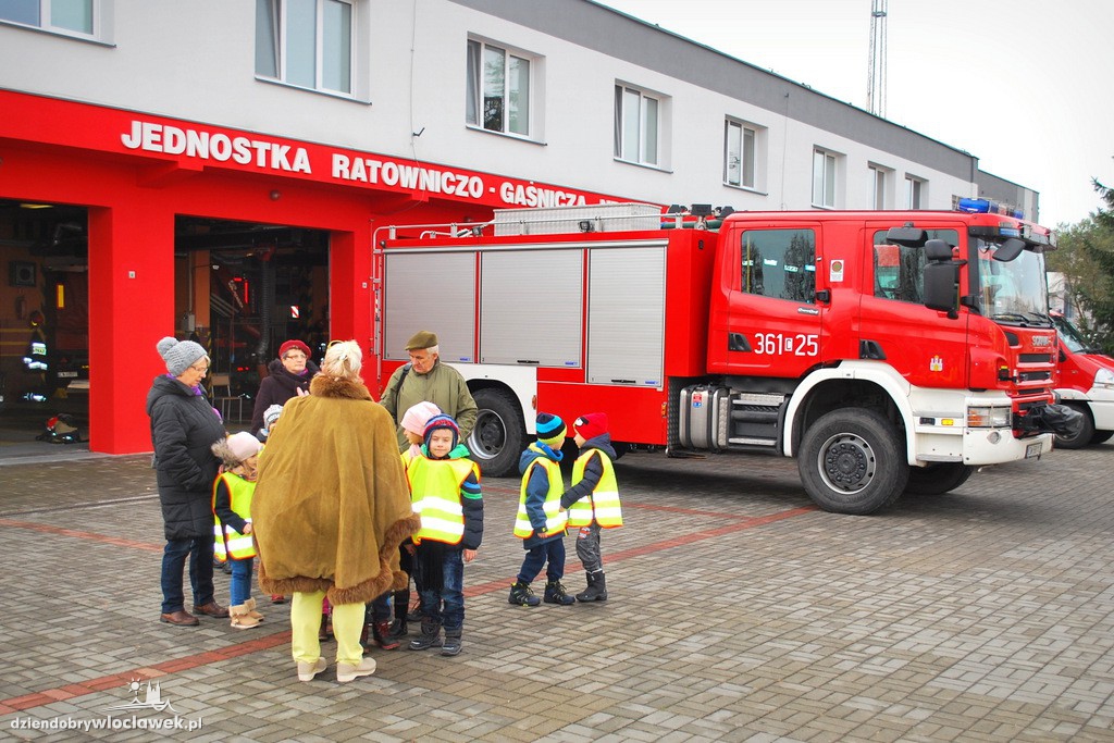 Dzieci z SP 23 u strażaków