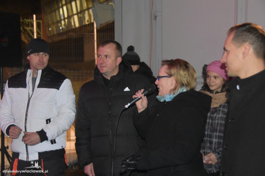 Miejskie lodowiska otwarte!