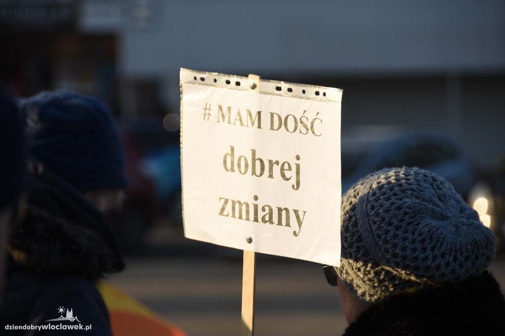 Strajk Obywatelski na placu Wolności