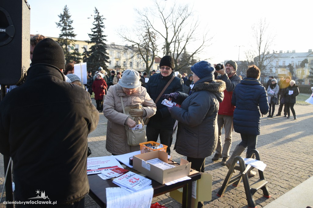 Strajk Obywatelski na placu Wolności