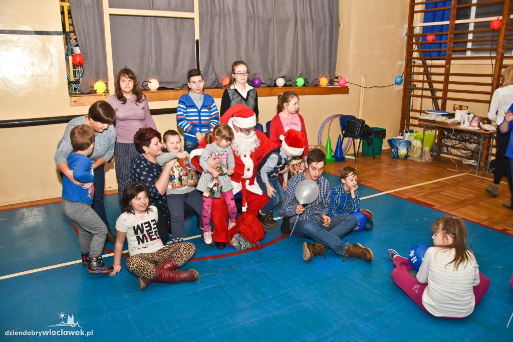 Spotkanie z Mikołajem w ZS nr 3