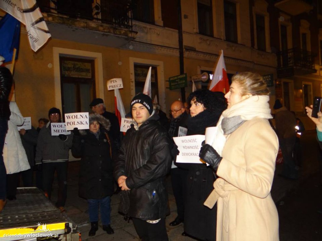 Sobotni protest pod biurem PiS