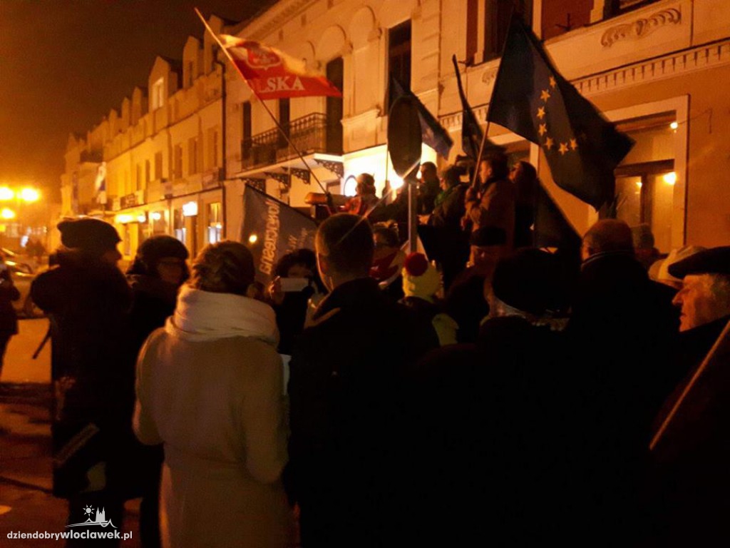 Sobotni protest pod biurem PiS