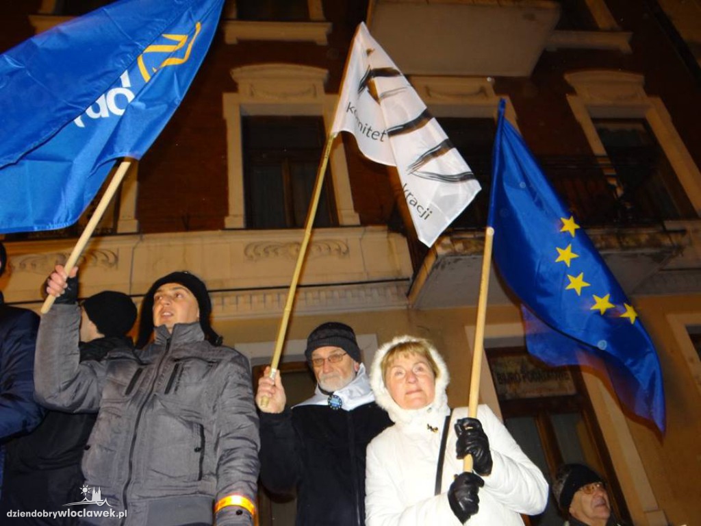 Sobotni protest pod biurem PiS