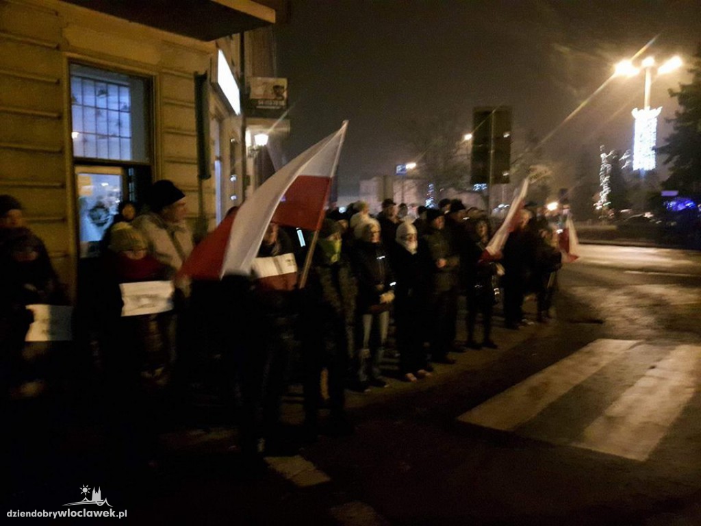 Sobotni protest pod biurem PiS