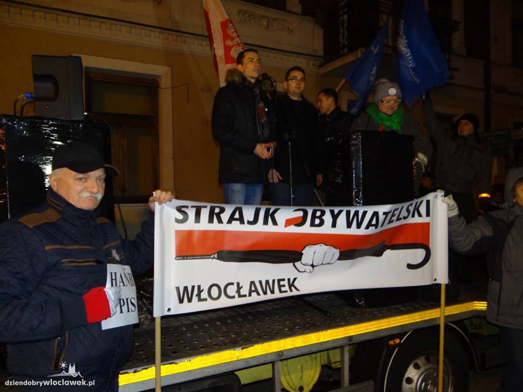 Sobotni protest pod biurem PiS