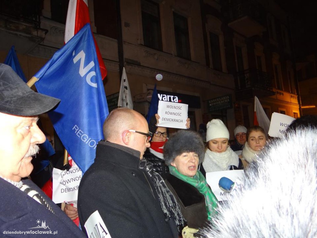 Sobotni protest pod biurem PiS