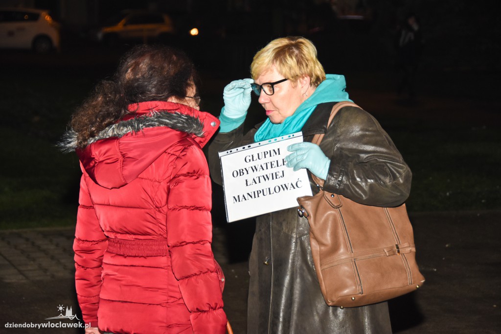 Kontrmanifestacja na wiecu KOD