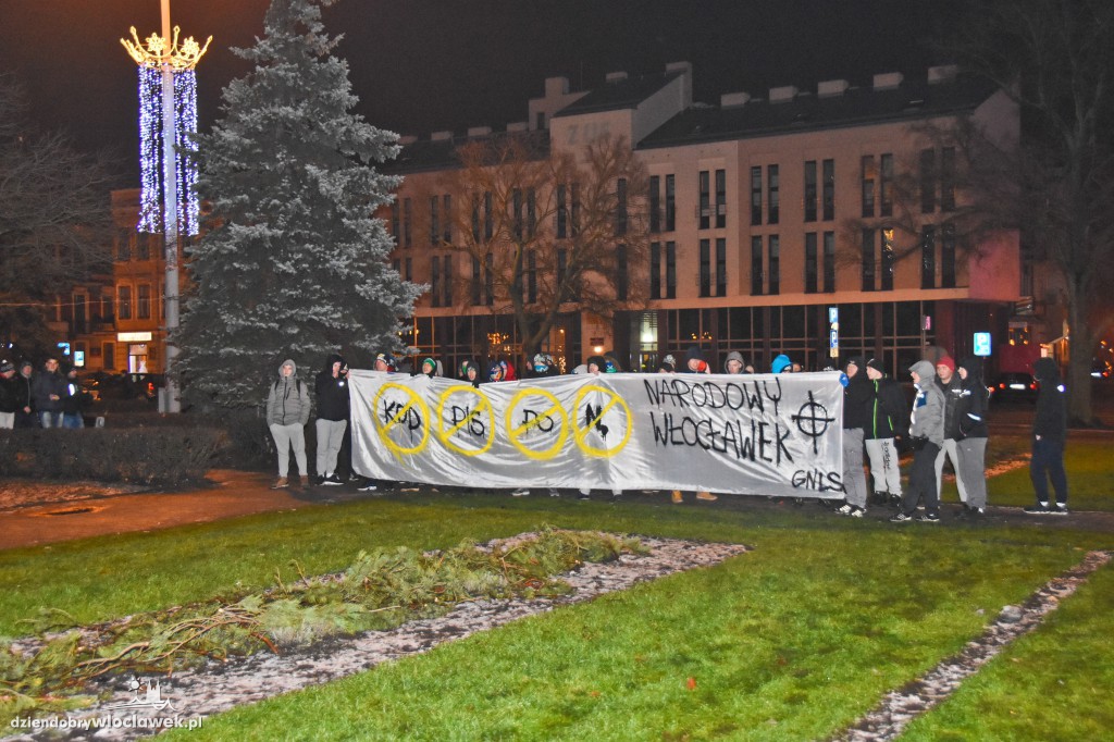 Kontrmanifestacja na wiecu KOD