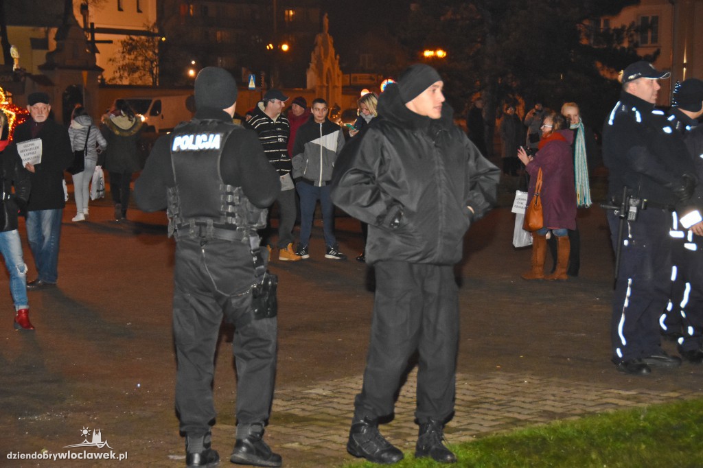 Kontrmanifestacja na wiecu KOD