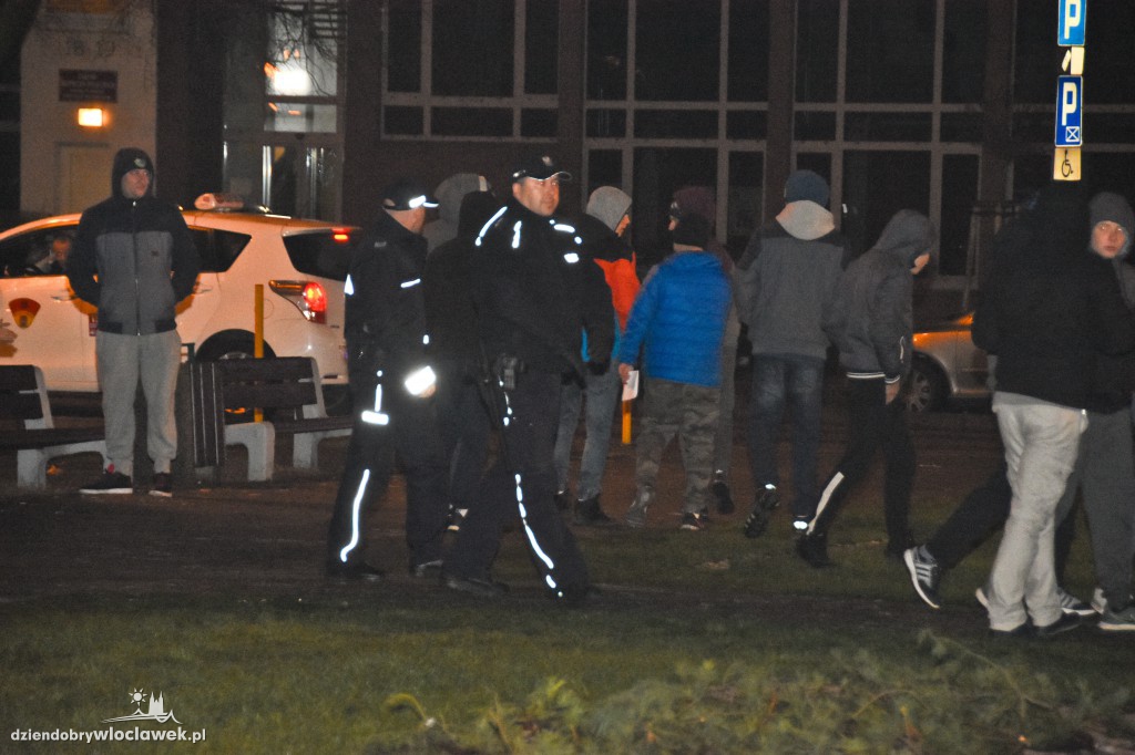 Kontrmanifestacja na wiecu KOD