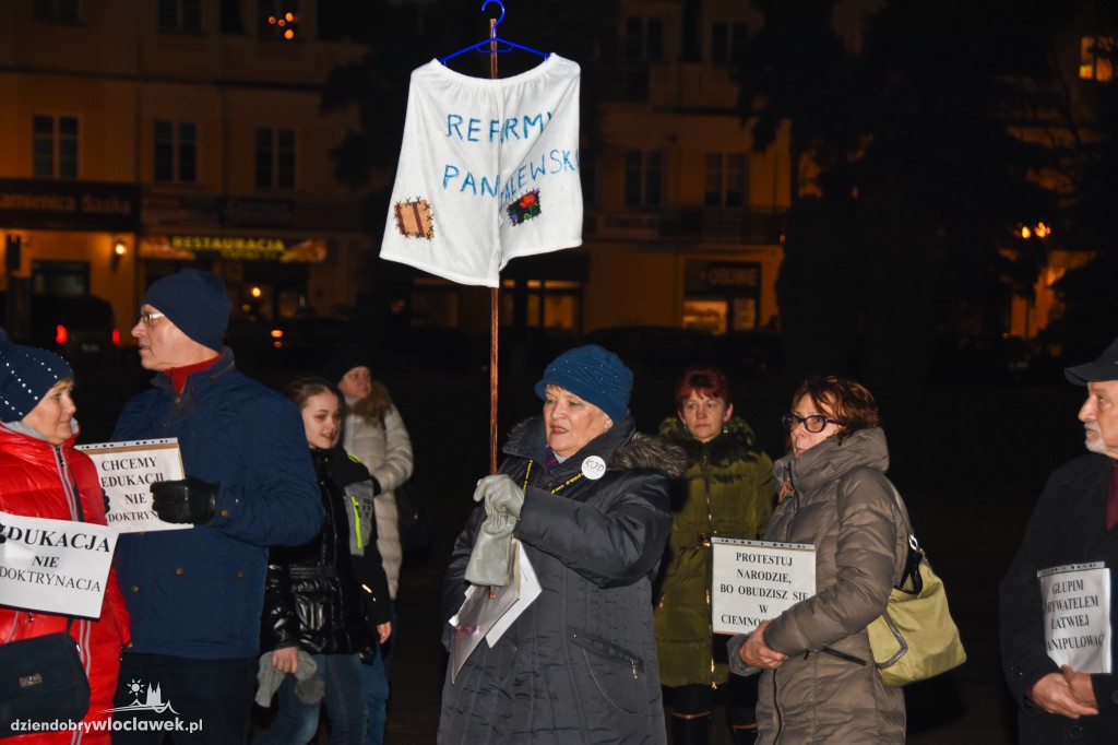 Kontrmanifestacja na wiecu KOD