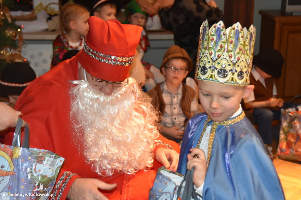 Jasełka w przedszkolu przy Uroczej