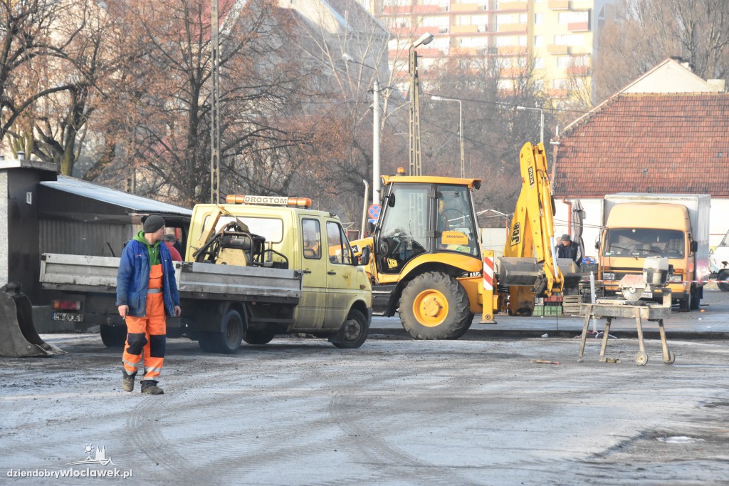 Remont nawierzchni targowiska