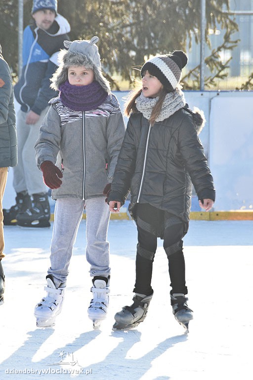 Sobota na lodowisku przy Chopina