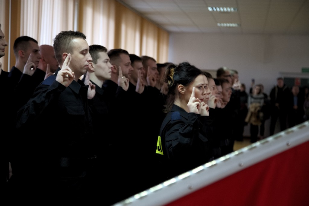 Ślubowanie nowych policjantów