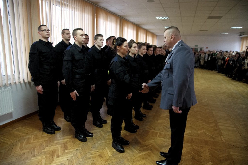 Ślubowanie nowych policjantów
