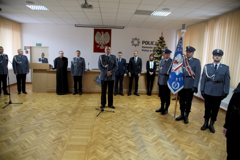 Ślubowanie nowych policjantów