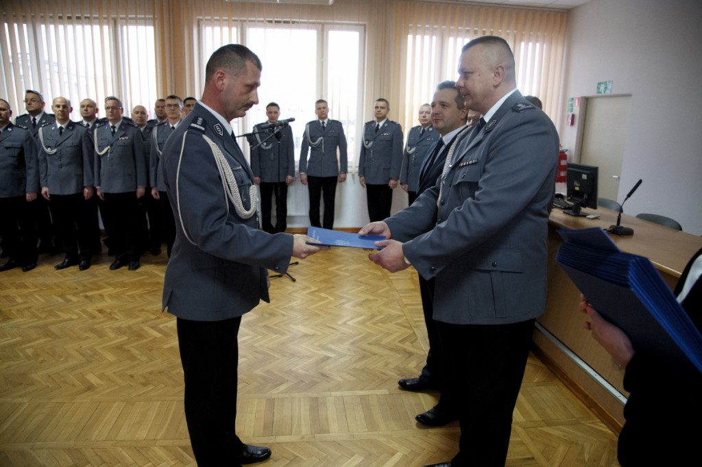 Ślubowanie nowych policjantów