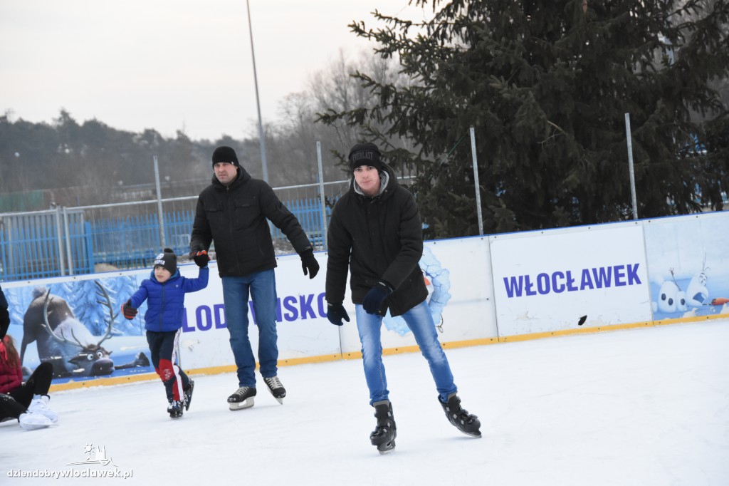Sobota na włocławskich lodowiskach