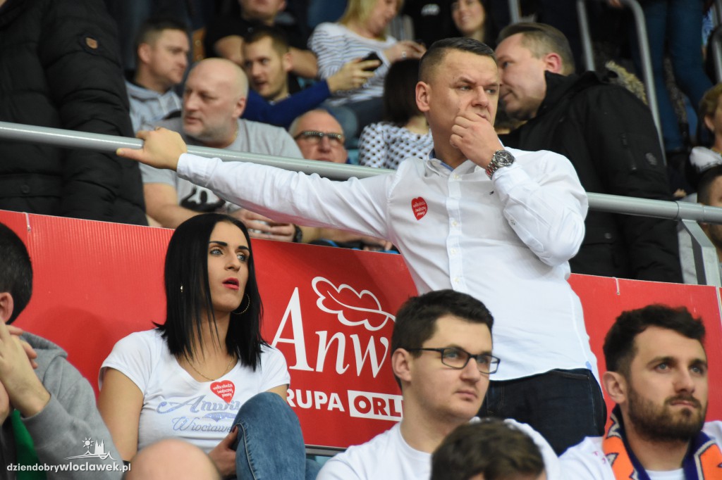 Anwil rozgromił Polski Cukier Toruń