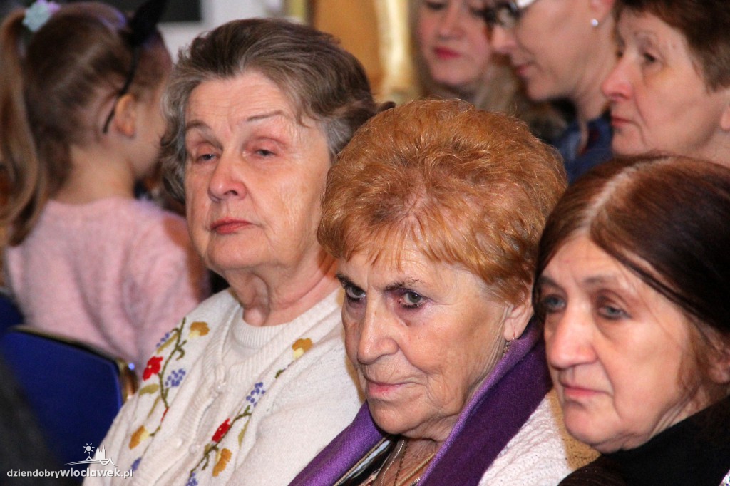 Dzień Babci i Dziadka w Klubie Łęg