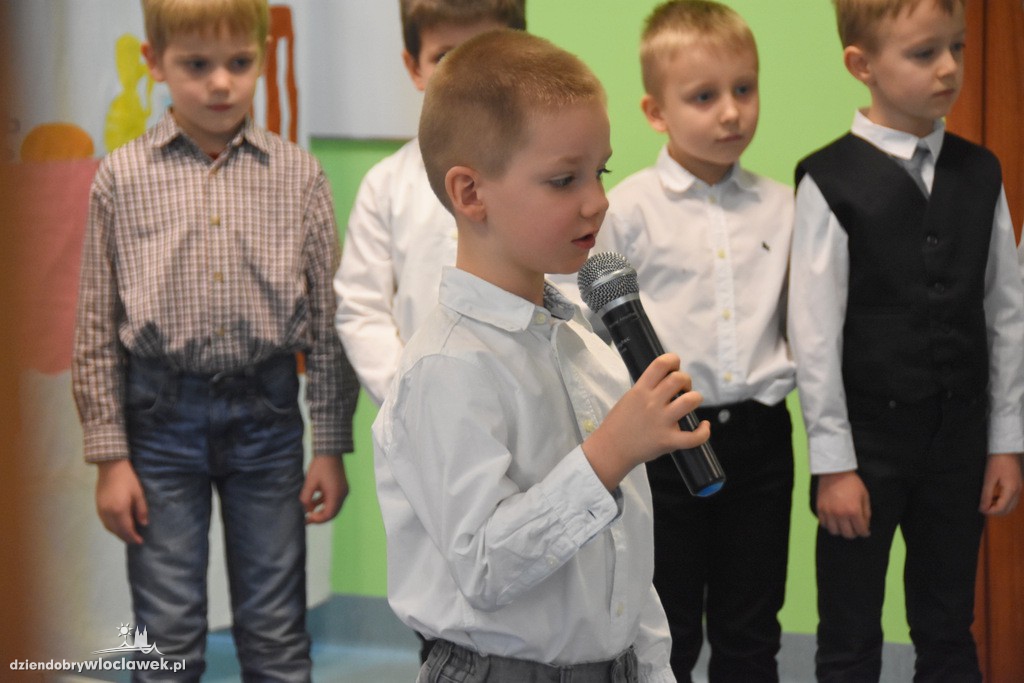 Przedstawienie w Przedszkolu PWSZ