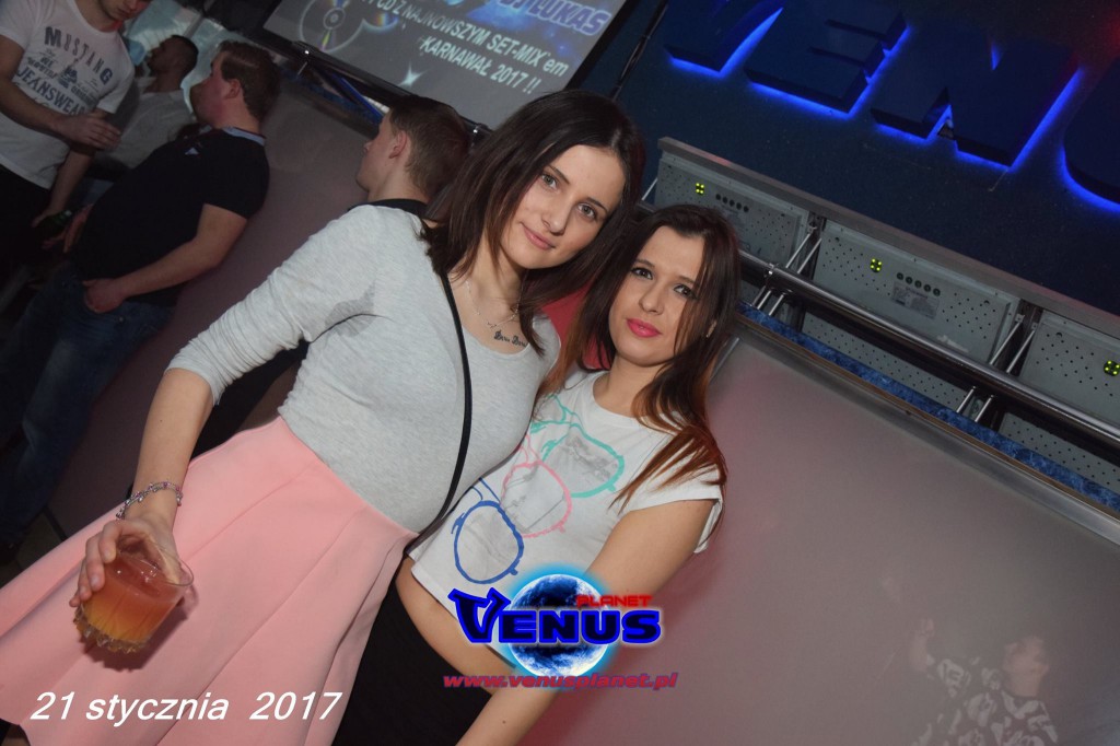 Sobotnia impreza w klubie Venus