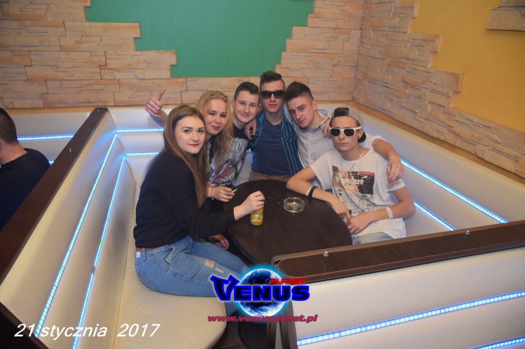 Sobotnia impreza w klubie Venus