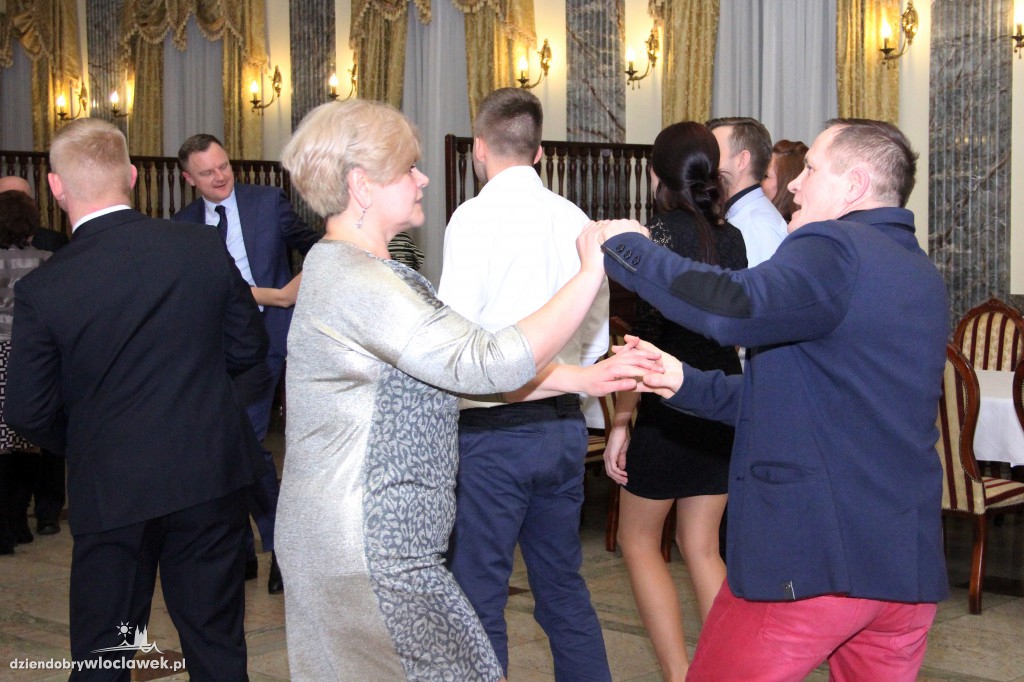 Dancing w Pałacu Bursztynowym