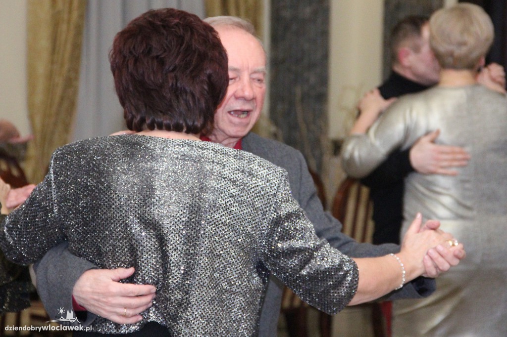 Dancing w Pałacu Bursztynowym