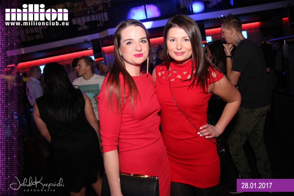 Sobotnia impreza w klubie Million