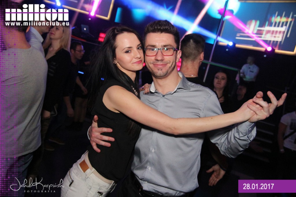 Sobotnia impreza w klubie Million