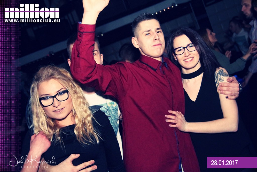 Sobotnia impreza w klubie Million