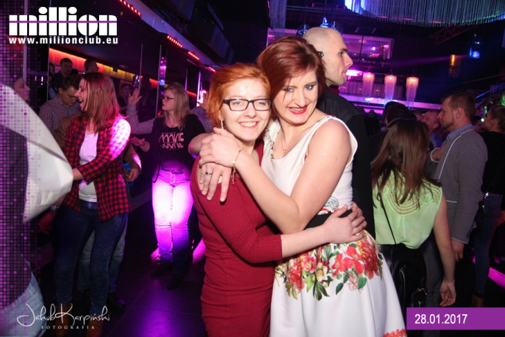 Sobotnia impreza w klubie Million
