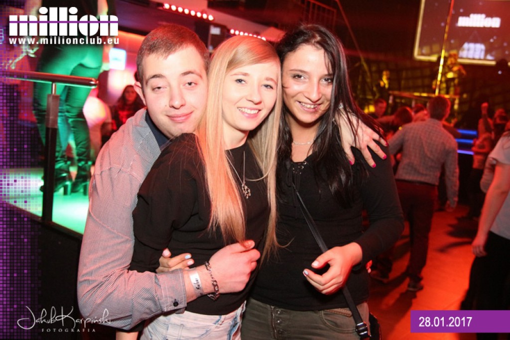 Sobotnia impreza w klubie Million