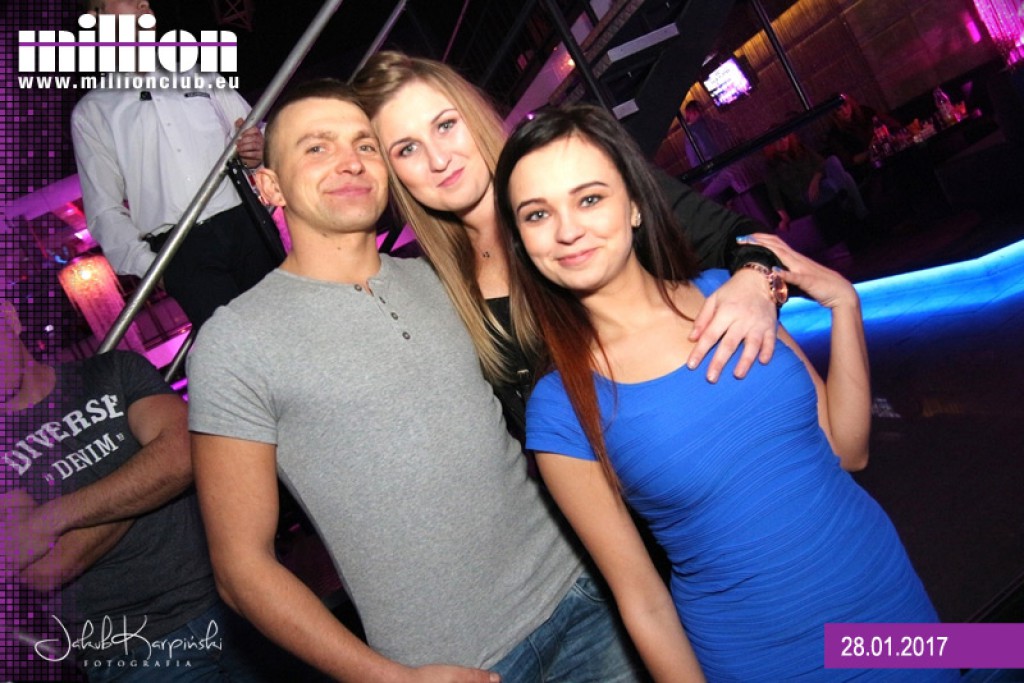 Sobotnia impreza w klubie Million