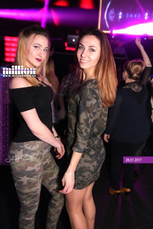 Sobotnia impreza w klubie Million