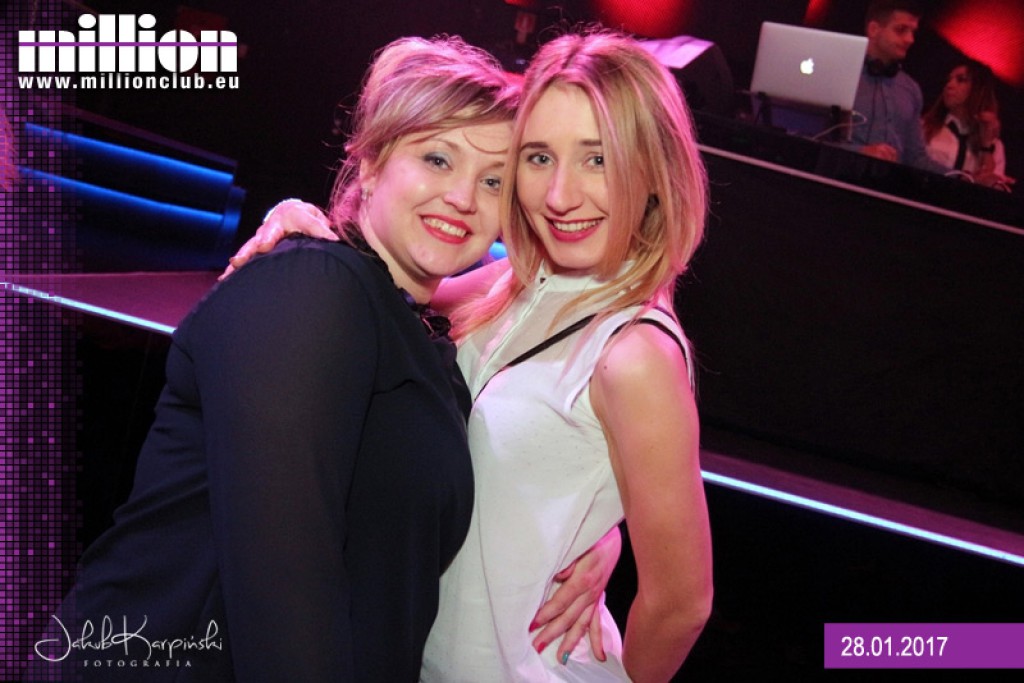 Sobotnia impreza w klubie Million