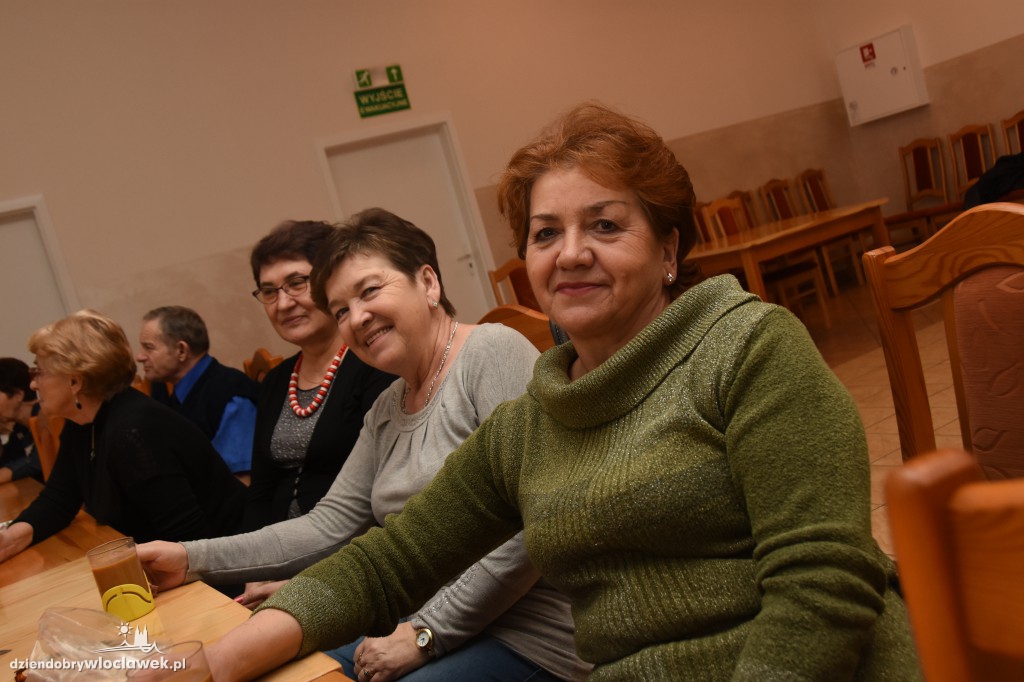 Strażacy spotkali sie z seniorami