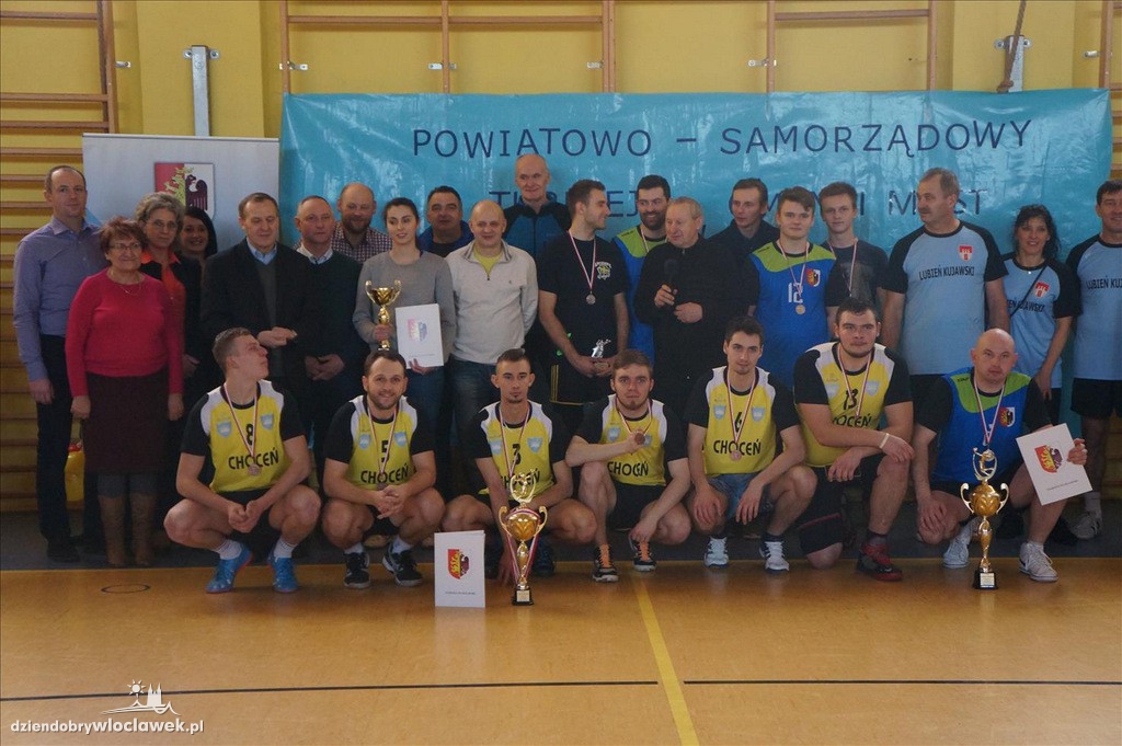 Powiatowy turniej w piłce siatkowej