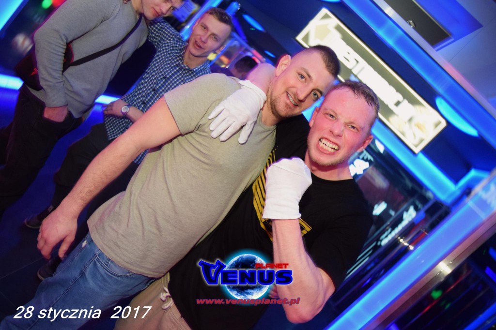 Sobotnia impreza w klubie Venus