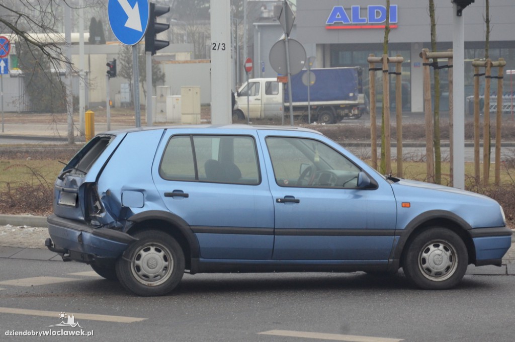 Kraksa na skrzyżowaniu z  DK91