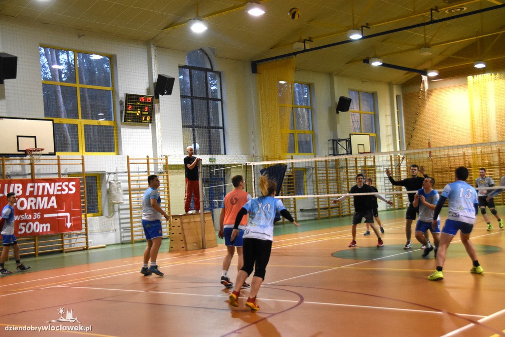 Samochodówka z Trampoliną